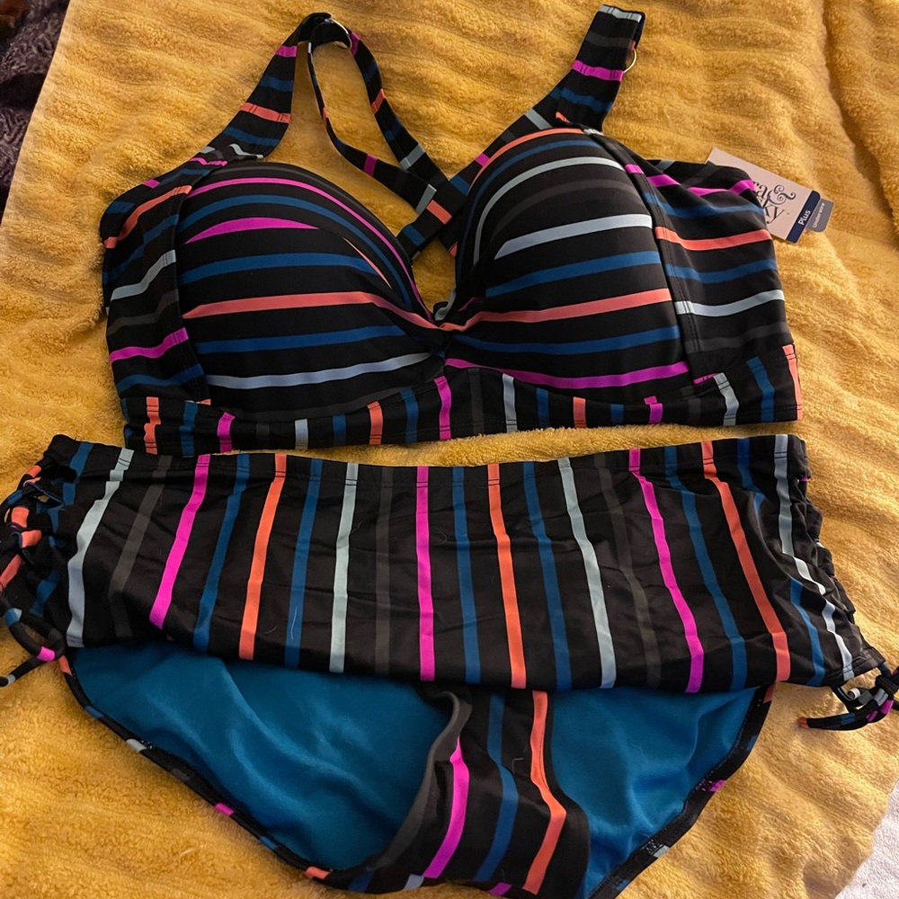 NWT 2 piece swimsuit sz 3x